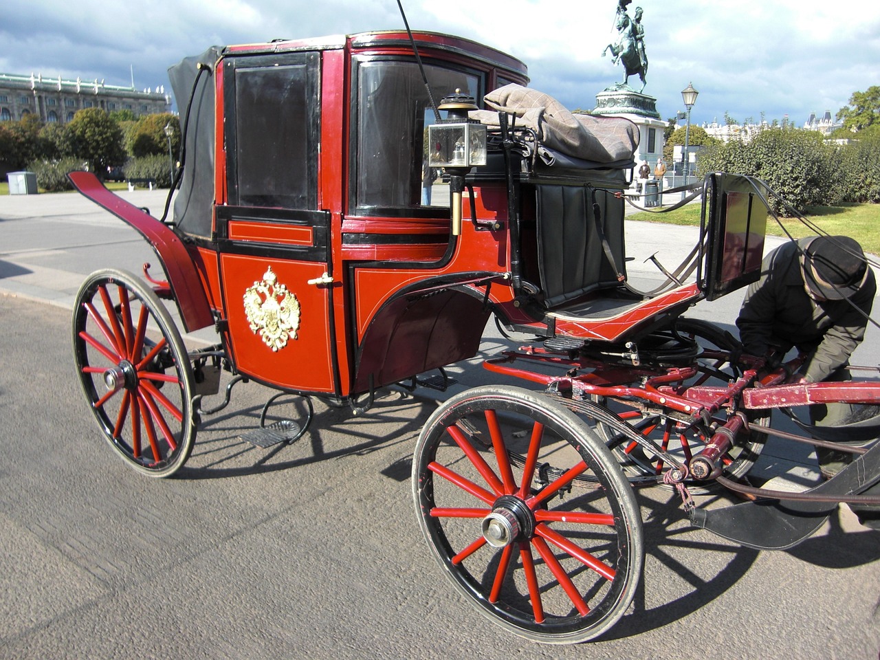 科技引領(lǐng)駕駛培訓(xùn)革新，駕校跑馬機(jī)最新型號(hào)介紹