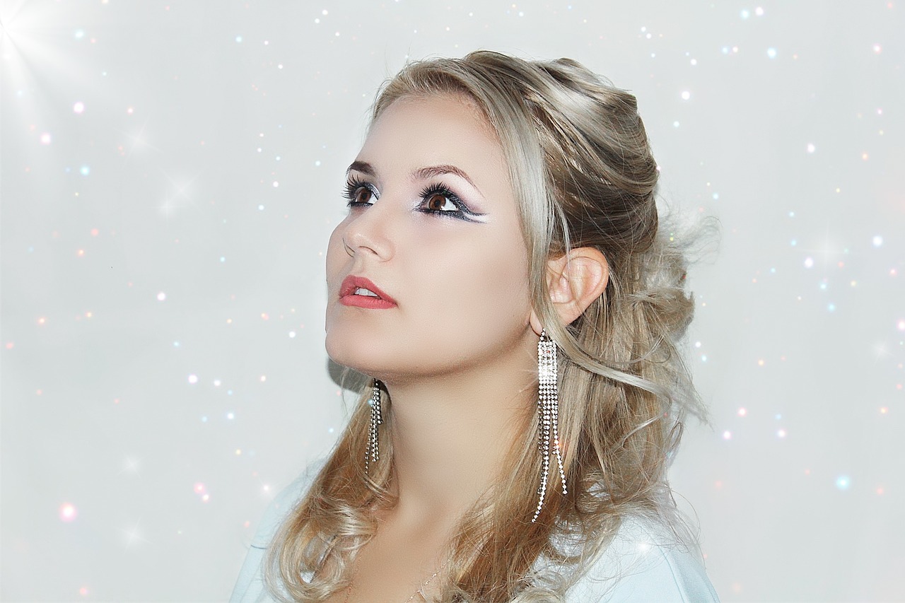 探索時尚新風尚，2017最新女生發(fā)型匯總