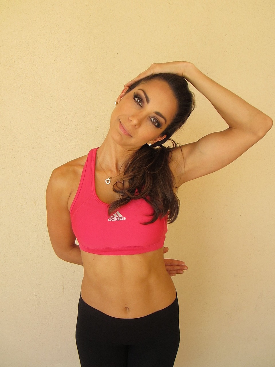 娜恩最新動(dòng)態(tài)，閃耀之星持續(xù)綻放光芒