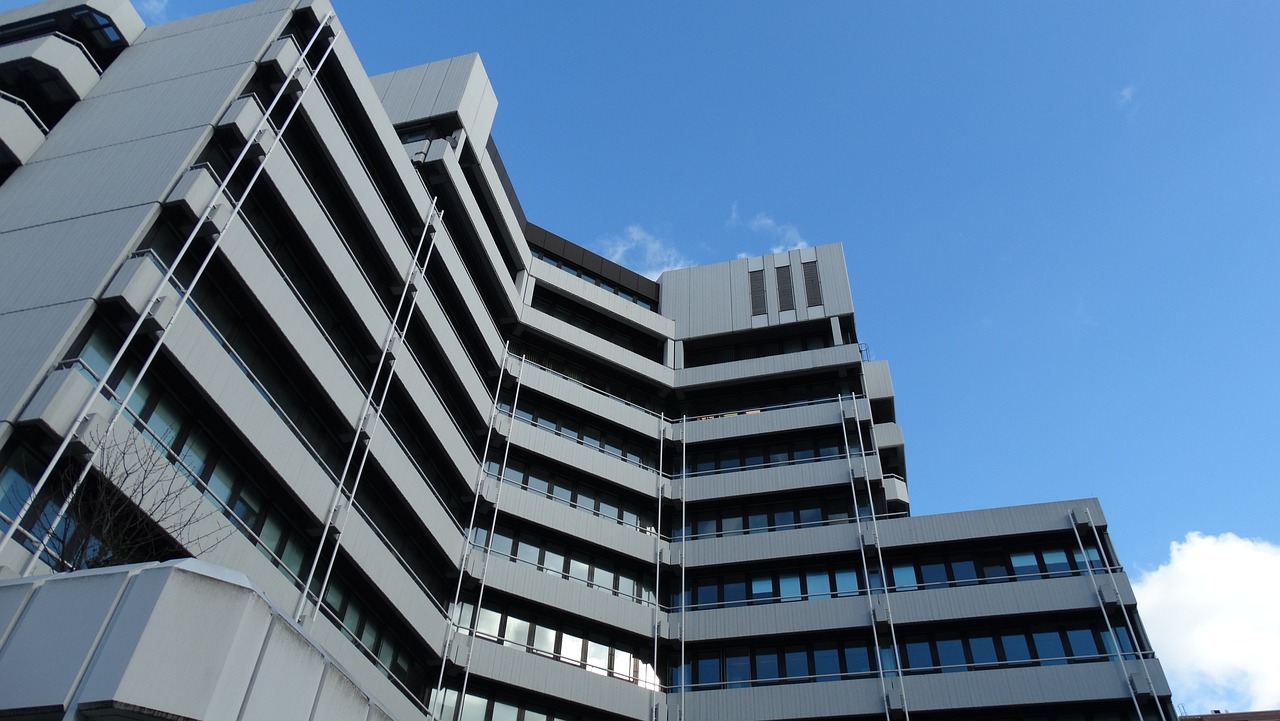 房屋租賃最新法律法規(guī)，保障市場公平透明，維護(hù)租賃權(quán)益