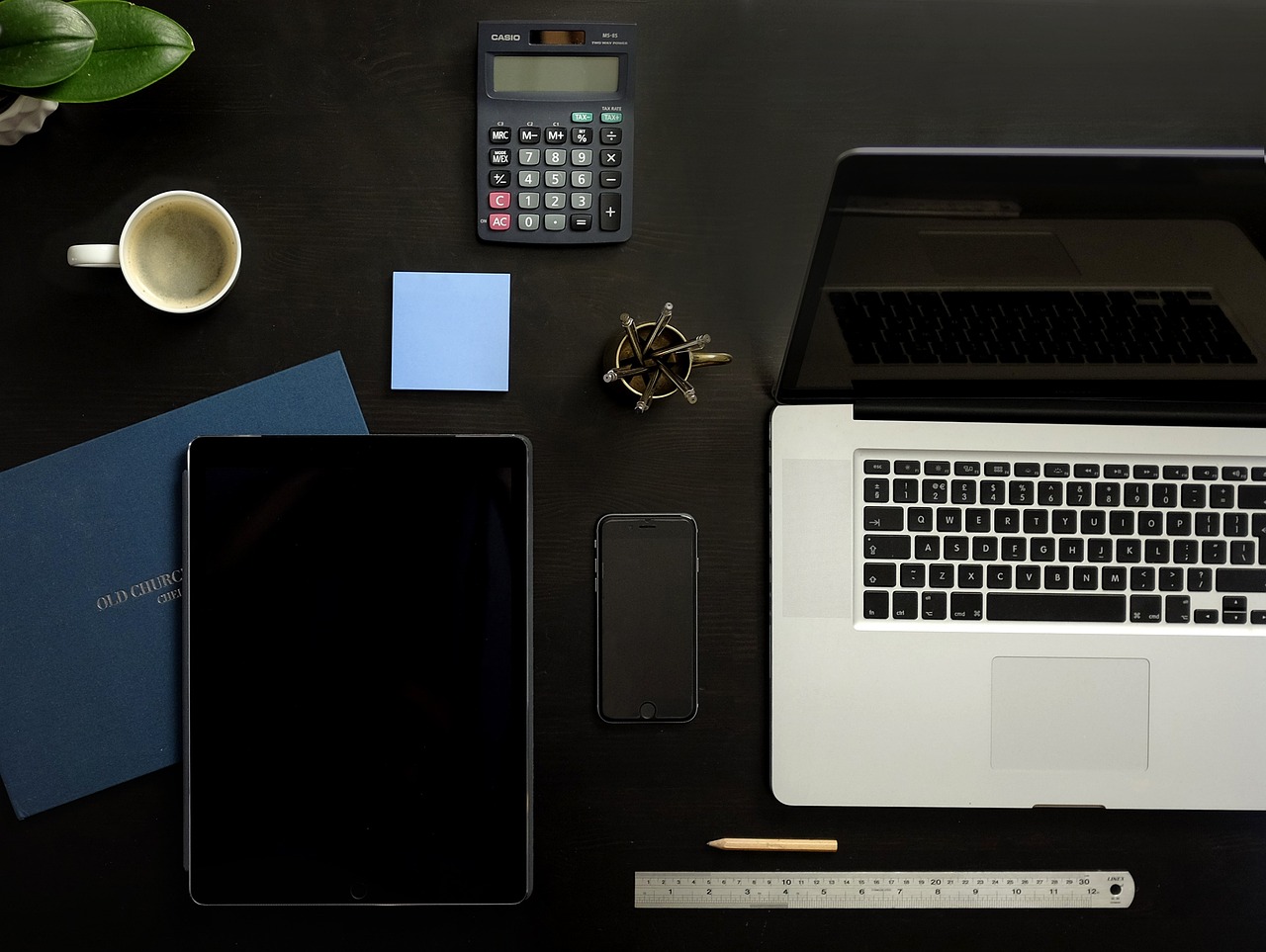 標(biāo)桌最新設(shè)計與技術(shù)革新引領(lǐng)潮流風(fēng)潮