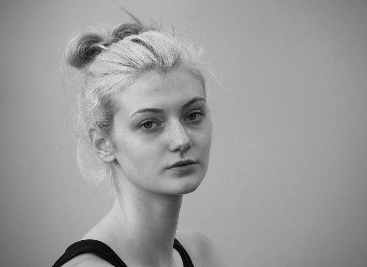 最新流行扎發(fā)，時(shí)尚造型的炫酷新選擇