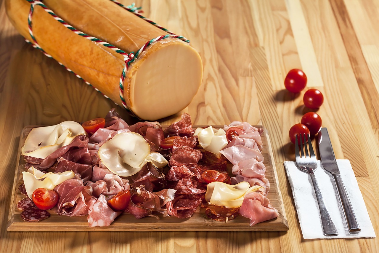 揭秘肯德基最新代言人，引領(lǐng)快餐潮流的新面孔亮相！