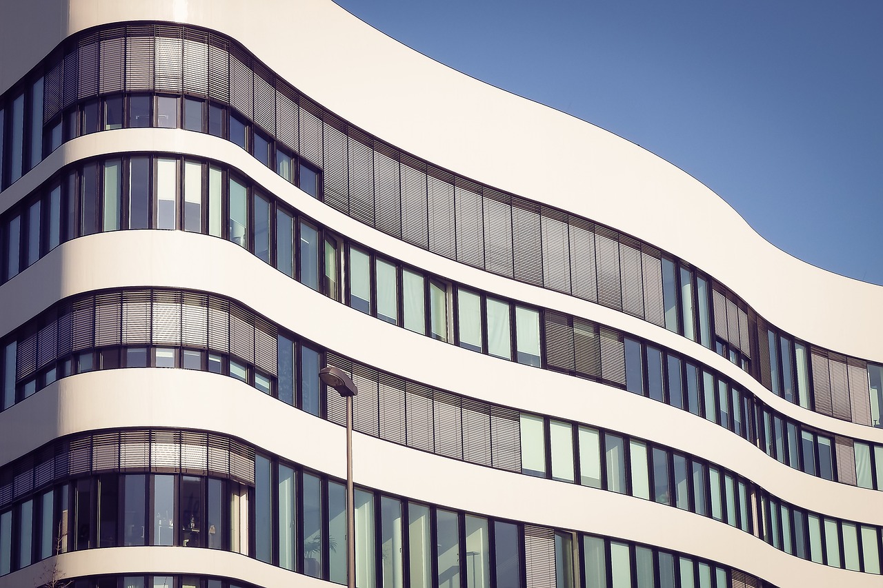 華銀城最新動(dòng)態(tài)，引領(lǐng)城市發(fā)展的新浪潮前沿力量